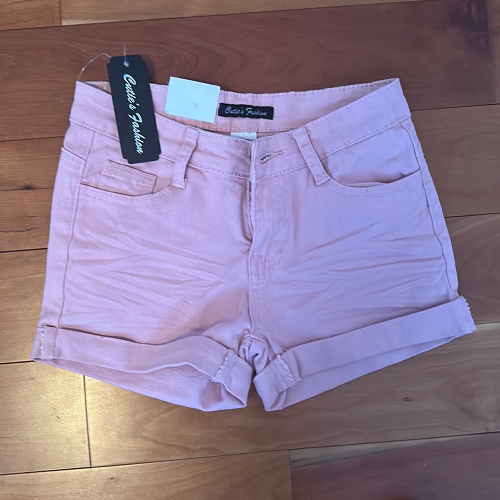Cutie’s Fashion girl shorts